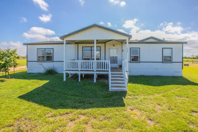 127 Dockal Dr