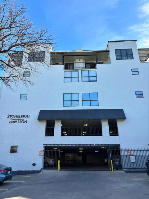 2409 Leon St #108