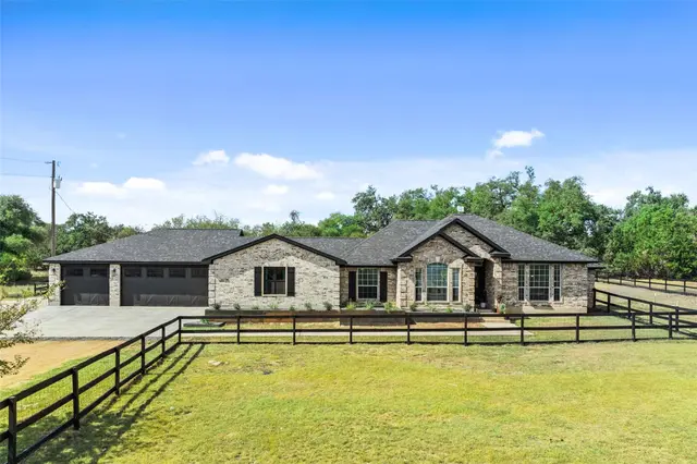 213 Beauchamp Rd