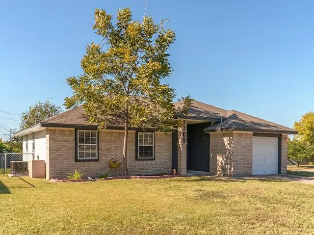 2709 Timberline Dr