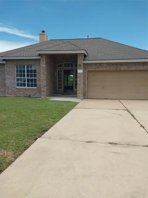 301 THUNDERBAY Dr