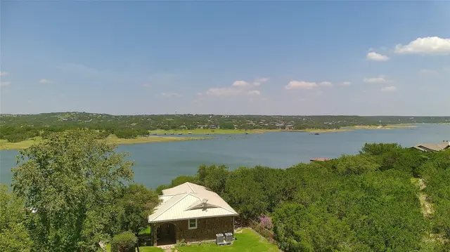 20700 E Lakeshore Dr