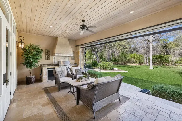 358 Mariposa Loop