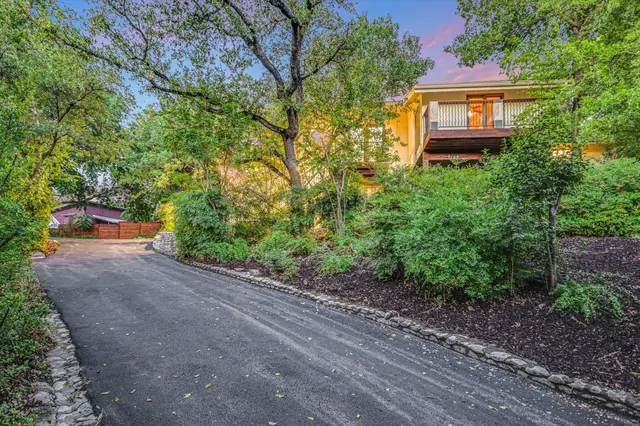 19 Sugar Shack Dr