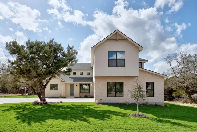 9504 Harbor Dr