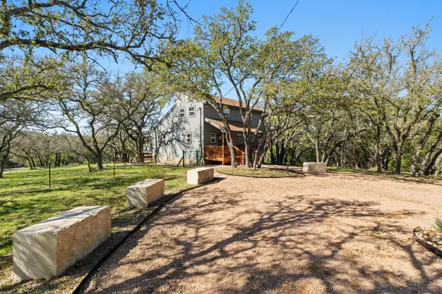 205 Shadows Dr