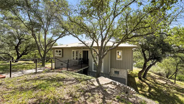 18306 Austin Blvd #2