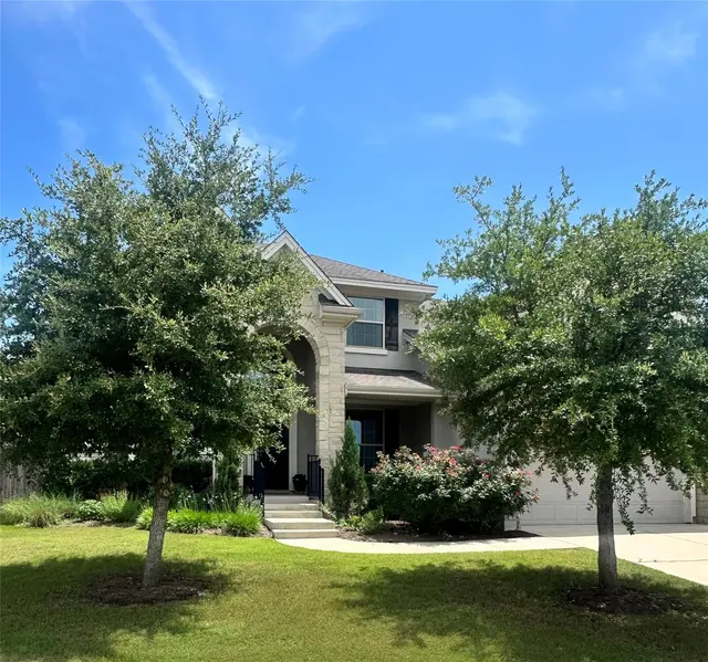 235 Senna Dr