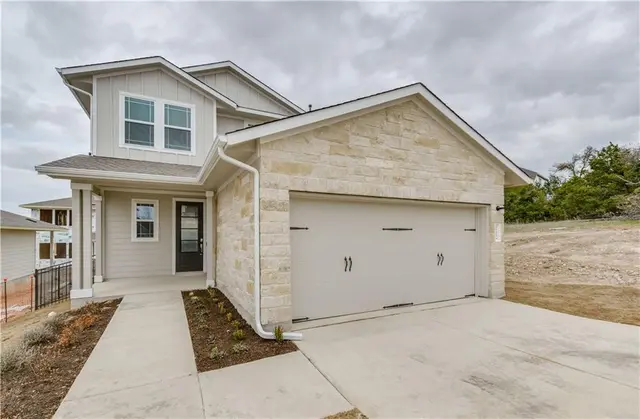 712 Affazia Ln