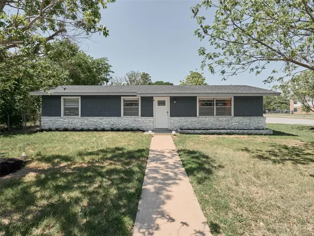 7706 Delafield Ln