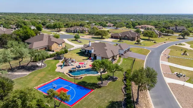 401 Highland Bluff Dr