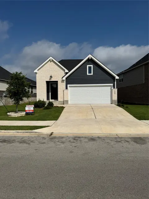 140 Grey Slate Ave