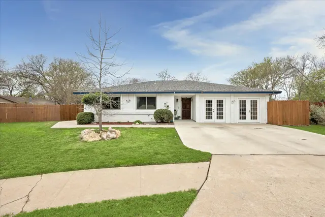 2201 Tallow Ct