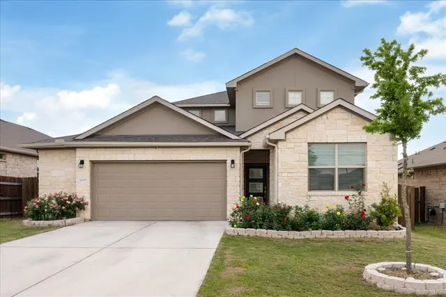 18005 Umberto Dr