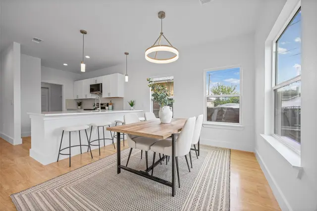 7310 Carver Ave #2