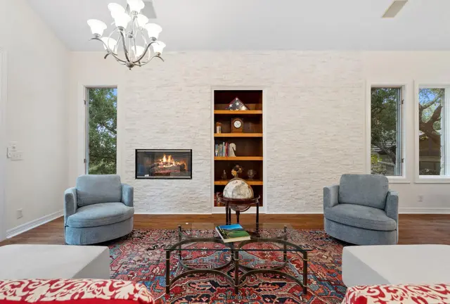 2305 Barton Creek Blvd #36