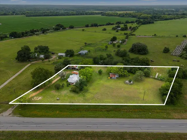5612 HWY 71 E