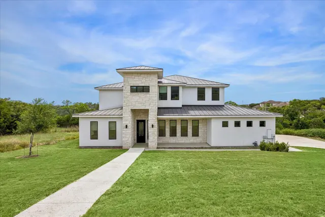 7224 Getaway Dr