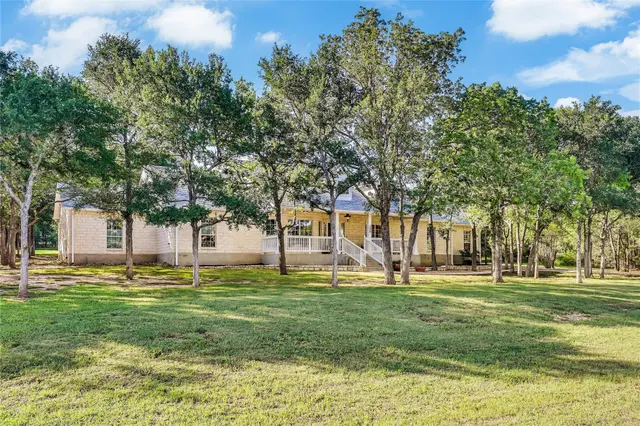 136 Territory Dr