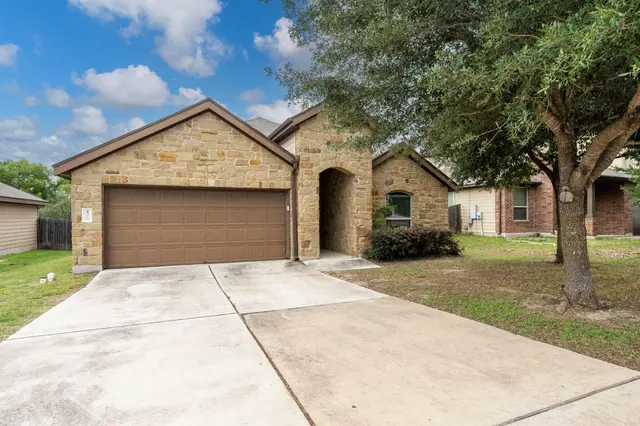 499 Eagle Brook Ln