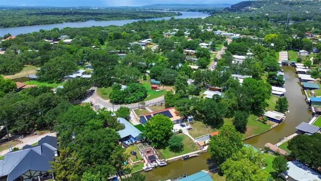 221 County Road 136C