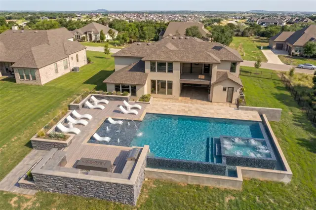 216 Spence Ln