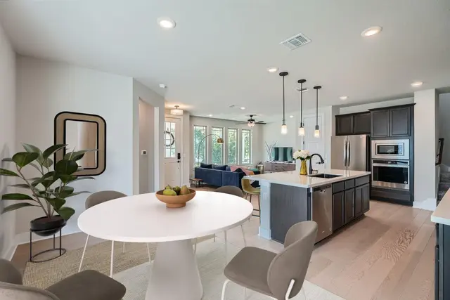 8319 Laughlin Ln