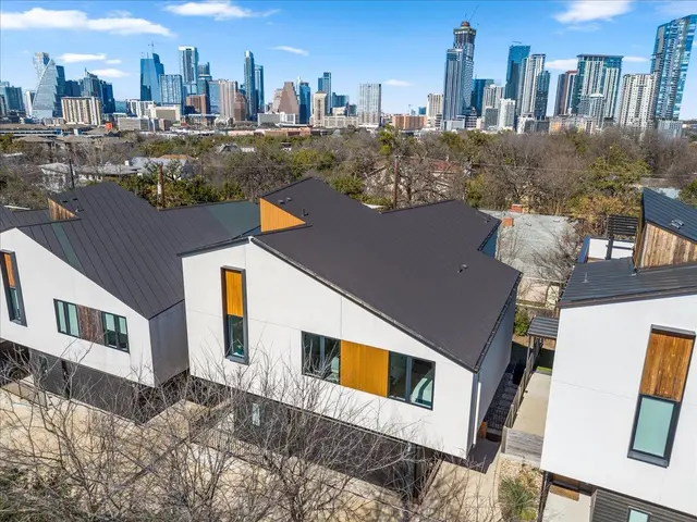 1225 Hillside Ave. #4