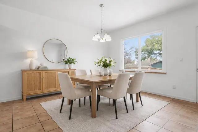 119 E Wildflower Blvd