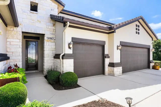 2429 Costa Del Sol Dr