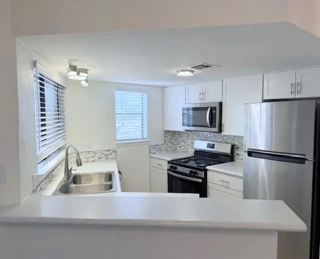 2500 Burleson Rd #713