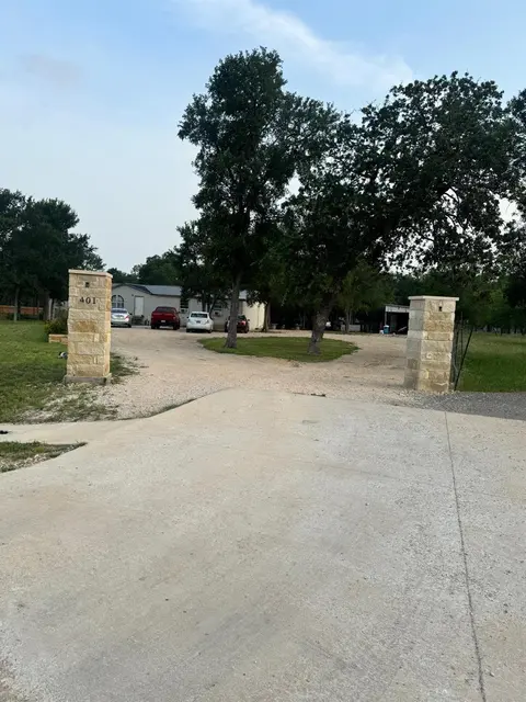 401 Ride Out Blvd